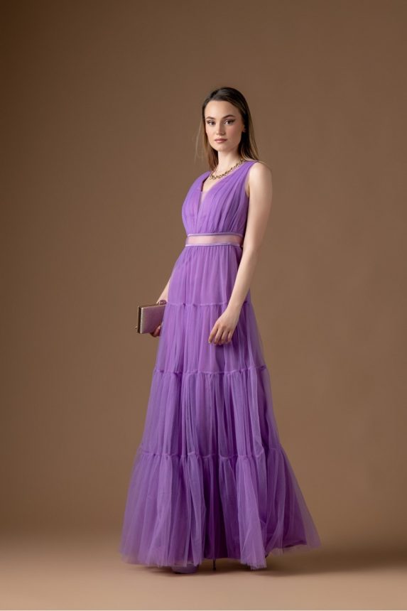 sukienka w kolorze liliowym