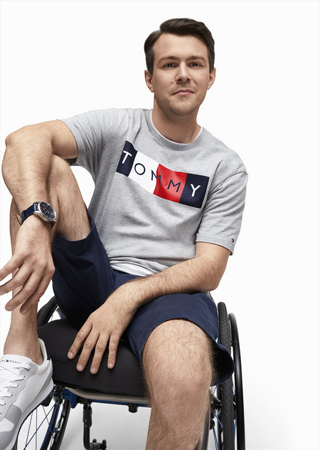 Moda dla osób niepełnosprawnych Tommy Helfigier
