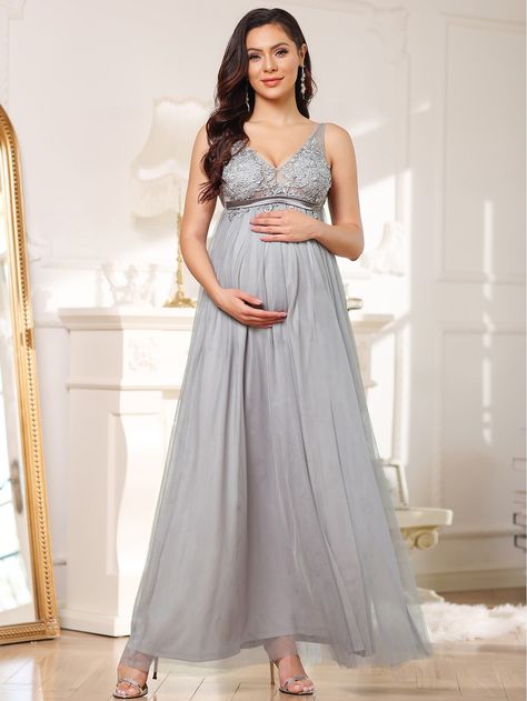 Sukienki weselne dla kobiet w ciąży 2