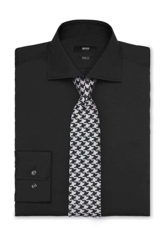 wzorzysty krawat do czarnej koszuli