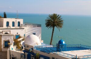 Co zabrać na wakacje do Tunezji – jakie ubrania spakować Co zabrać na wakacje do Tunezji - jakie ubrania spakować