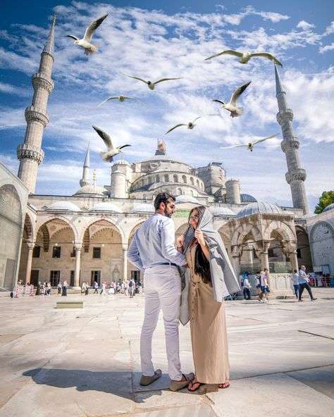 Jaki się ubrać na zwiedzanie meczetów w Stambule