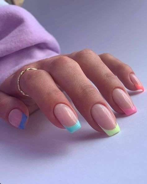 Kolorowy french manicure jak zrobić