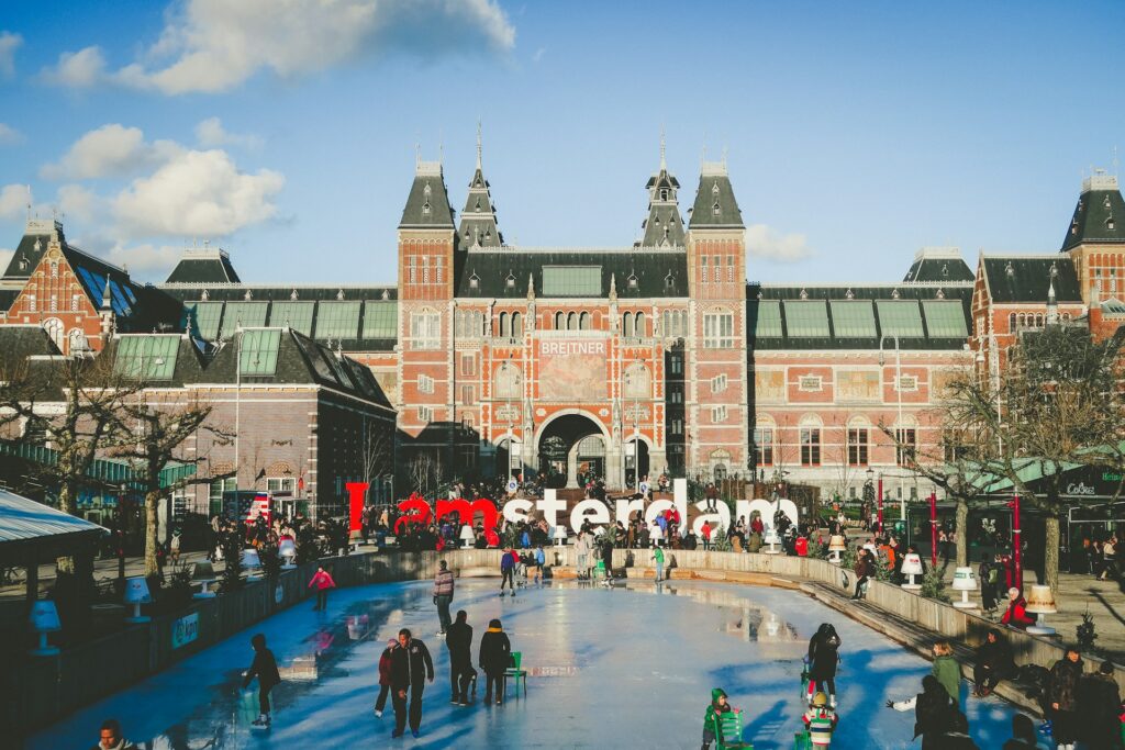 jak się ubrać do Amsterdamu zimą