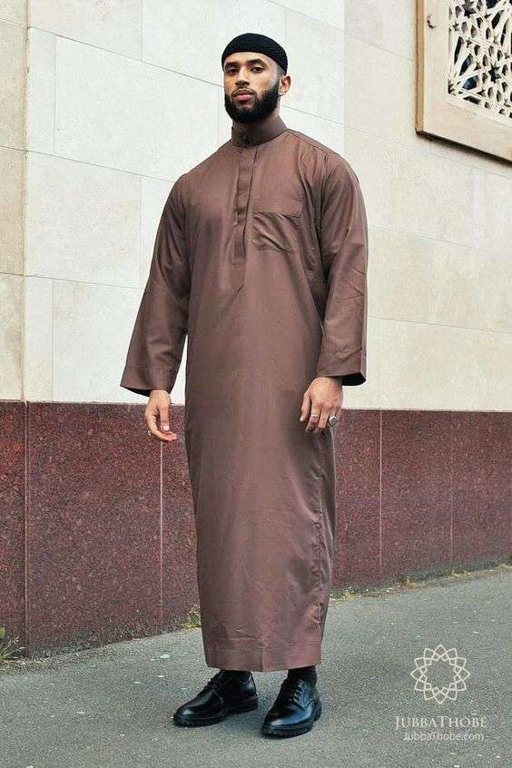 jak się ubierają mężczyźni w ramadan