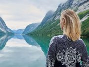 Co zabrać na wyjazd do Norwegii – jakie ubrania spakować