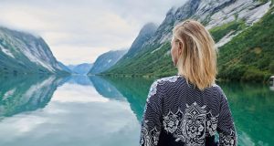 Co zabrać na wyjazd do Norwegii – jakie ubrania spakować