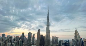 Jak się ubrać na wycieczkę do Dubaju – lista pakowania