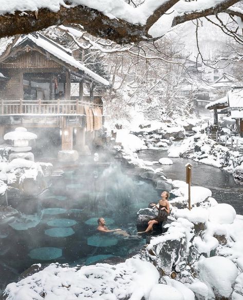Jak się ubrać na wyjazd do Japonii zimą – w grudniu, styczniu i lutym