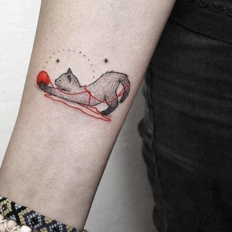 Kot tatuaż abstrakcyjny