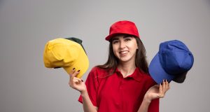 czapka z daszkiem z nadrukiem
