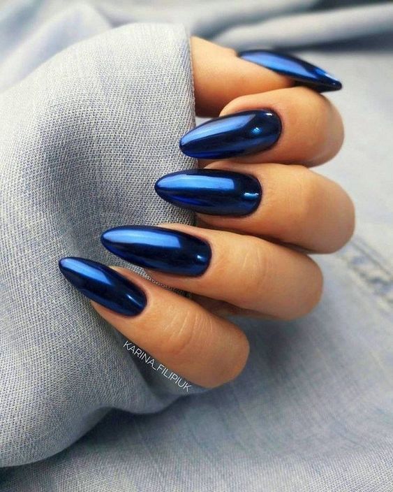 niebieskie paznokcie stylizacje