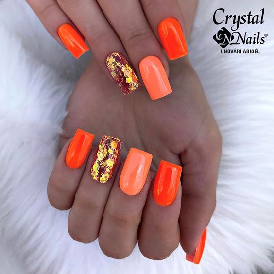 paznokcie pomarańczowe z neonem