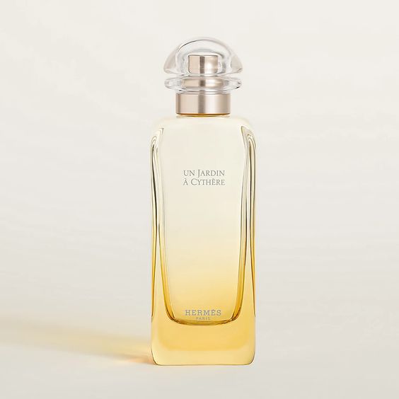 perfumy z nutą pistacji Un Jardin à Cythère by Hermès