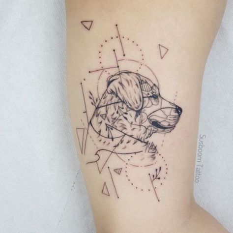 Abstrakcyjne tatuaże z psem graficzne