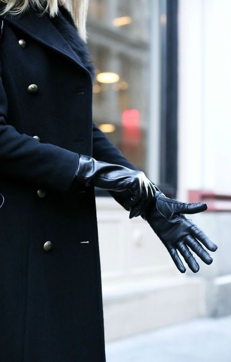 Do czego nosić skórzane damskie rękawiczki czarne