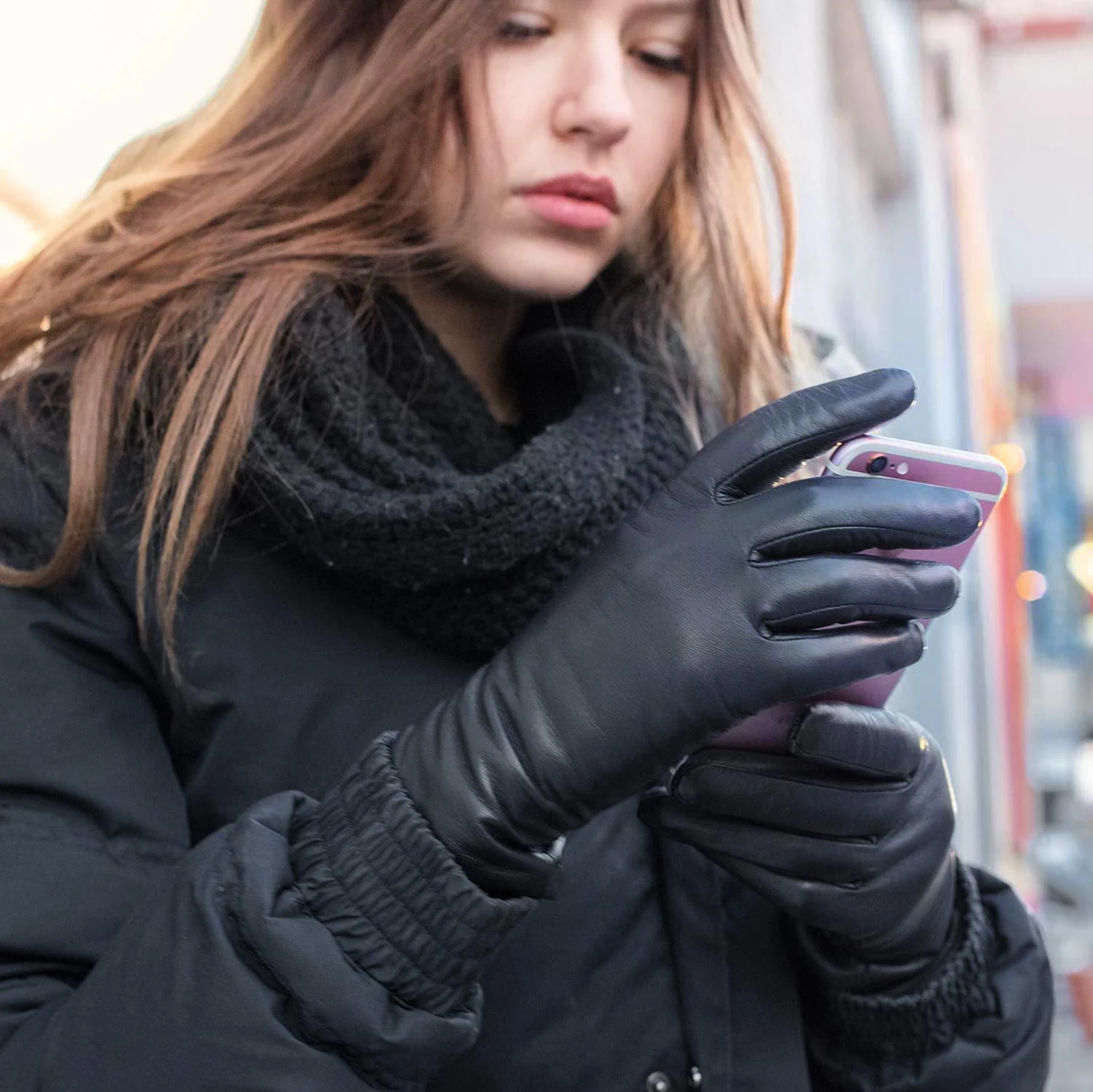 Rękawiczki zimowe damskie - przygotuj się na chłodne dni
