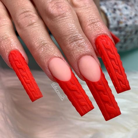 paznokcie sweterkowe czerwone długie