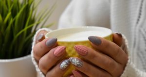 paznokcie zimowe - sekrety zimowego manicure