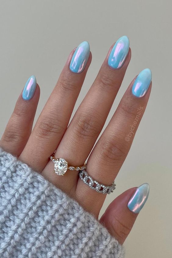 stylizacje chromowane paznokcie wiosna 2024 trendy manicure