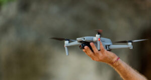 dron do kręcenia amatorskiego filmów