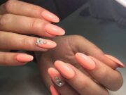 koralowe paznokcie inspiracje manicure
