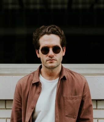 Eleganckie koszule męskie do pracy i na spotkania eleganckie koszule męskie do pracy