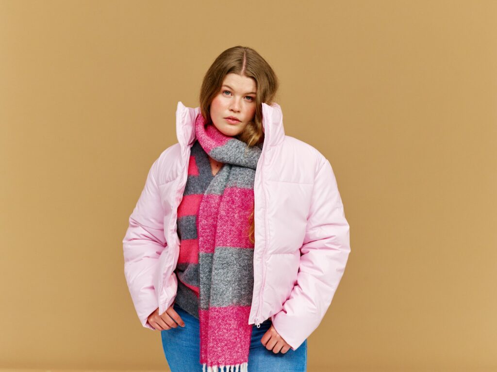 #jak bezpiecznie wyprać kurtkę puchową - Stylizacja i porady modowe jak bezpiecznie wyprać kurtkę puchową