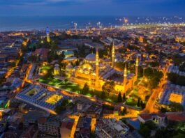 przewiewne stylizacje do Algierii